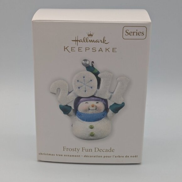 Hallmark Keepsake Frosty Fun Decade 2011 Christmas Ornament - 2nd in the Series - Picture 7 of 9